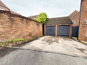 Photo 1- click for photo gallery